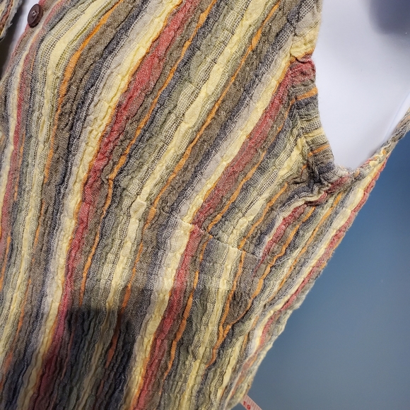 Ladies Large, Multi-Colored Striped, V-Neck Collar, Buttons, Tank Top, Stretchy - Picture 8 of 14